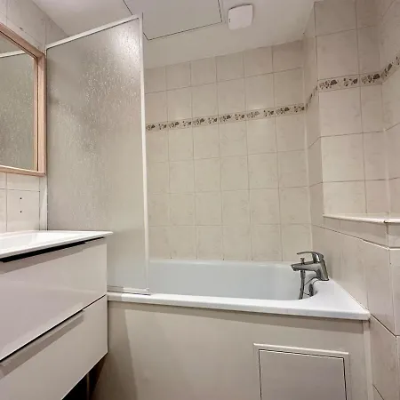 Apartament Le Repere - 2 A 4 Personnes - Lit King Size - Proche Gare
