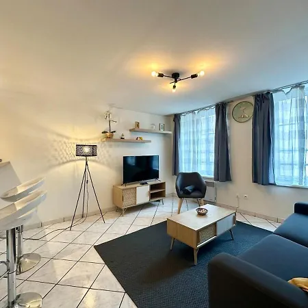 Le Repere - 2 A 4 Personnes - Lit King Size - Proche Gare Apartament